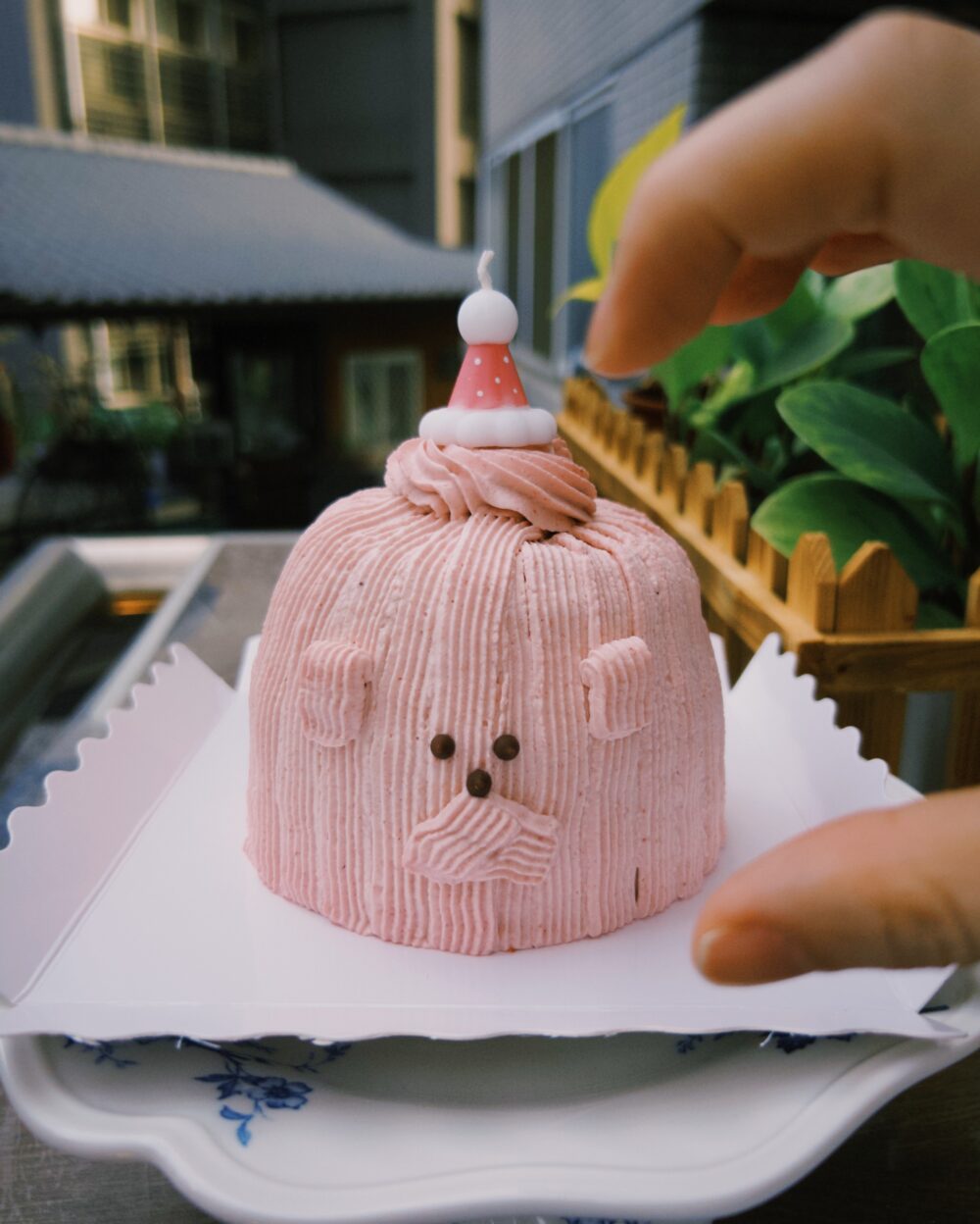 Processed with VSCO with fp4 preset 【需自取】開心果莓狗蛋糕(4吋)